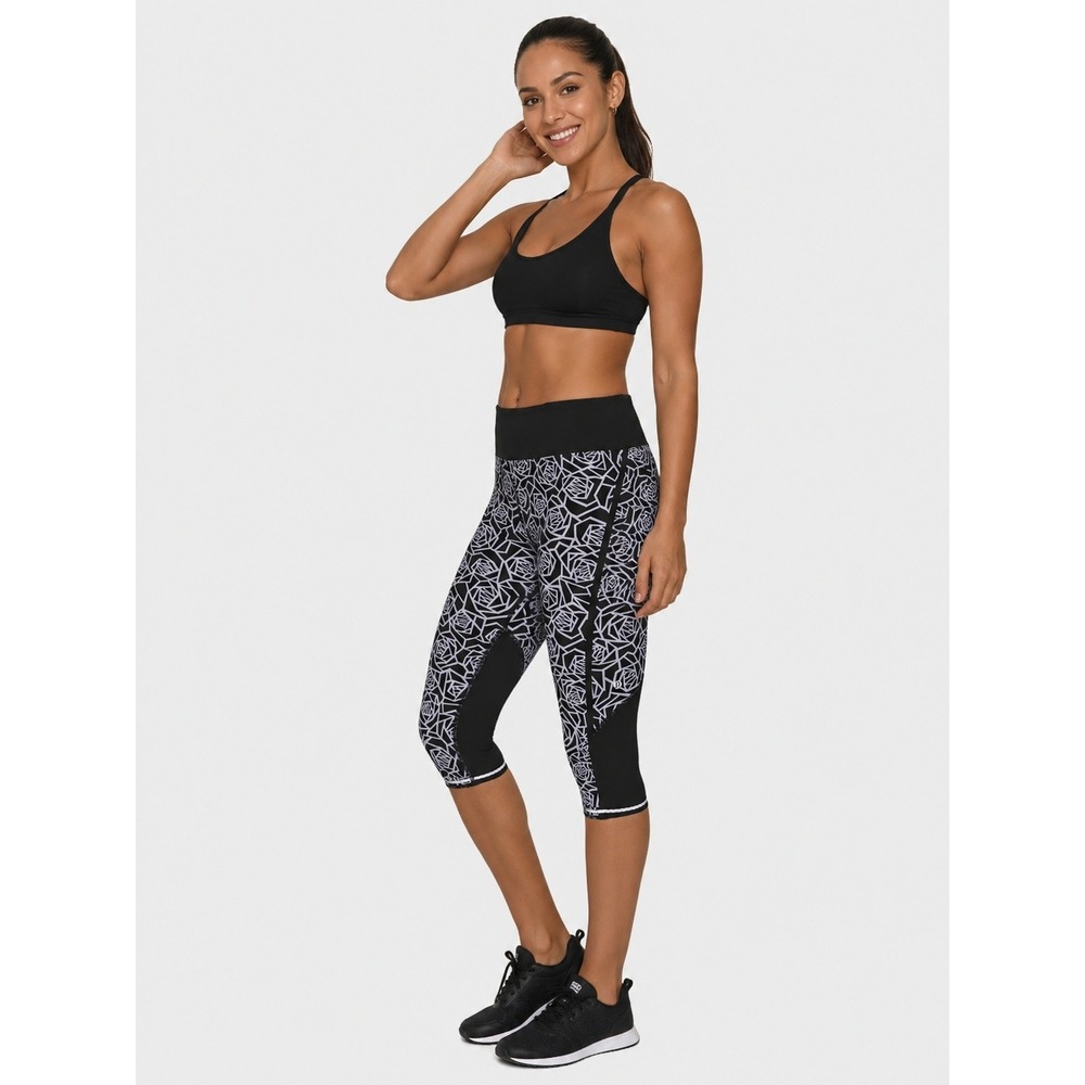 Lululemon Real Quick Crop Full-On Luxtreme Posey Black White Leggings Size 8 M